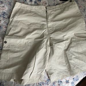 Club room gargo shorts